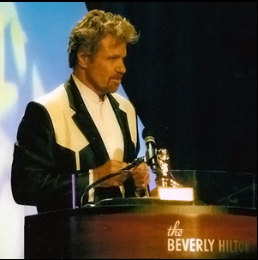 Martin Kove Receives the "Boot" Award