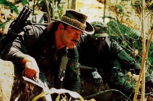 Jesse Ventura and Bill Duke in Predator (1987) 